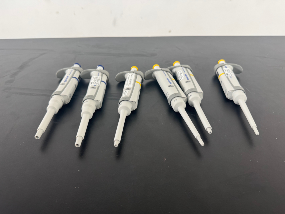 Image of Eppendorf Research Plus Single Channel Pipettes - Quantity 6
